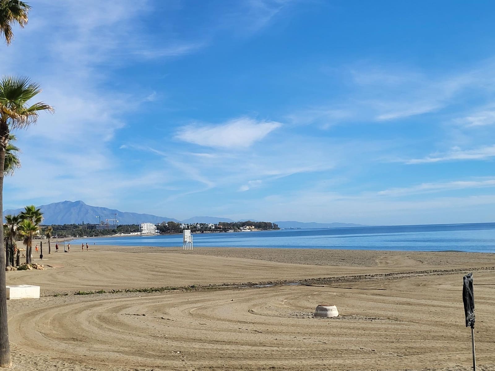 6 Zimmer Wohnung zu verkaufen in Estepona mit Garage - 590.000 € (Ref: 9683956)