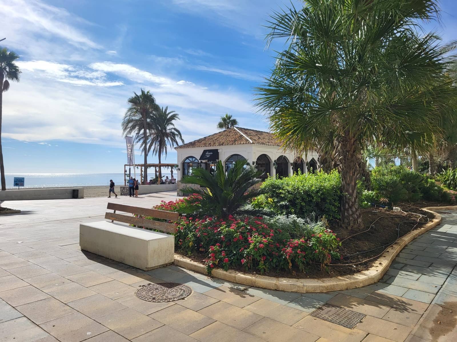 6 Zimmer Wohnung zu verkaufen in Estepona mit Garage - 590.000 € (Ref: 9683956)