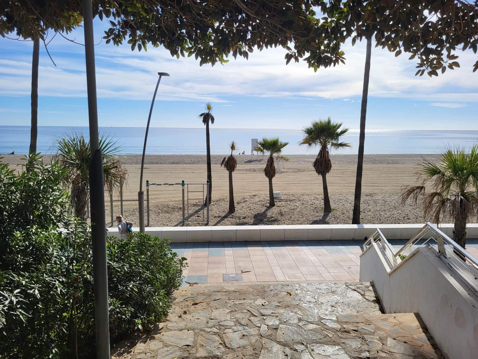 6 Zimmer Wohnung zu verkaufen in Estepona mit Garage - 590.000 € (Ref: 9683956)