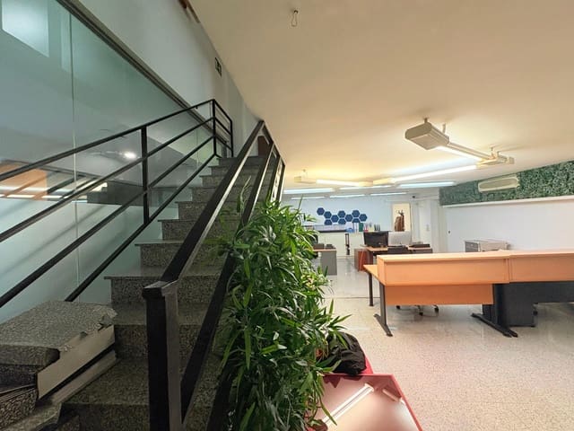 1 slaapkamer Kantoor te koop in Marbella Centro, Marbella - € 221.400 (Ref: 9683957)