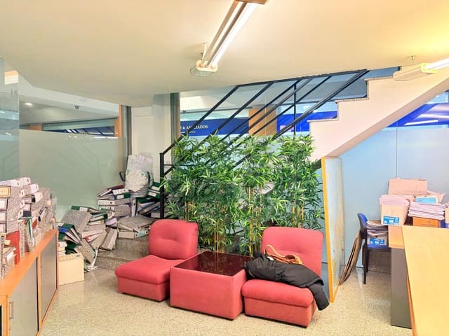 1 slaapkamer Kantoor te koop in Marbella Centro, Marbella - € 221.400 (Ref: 9683957)