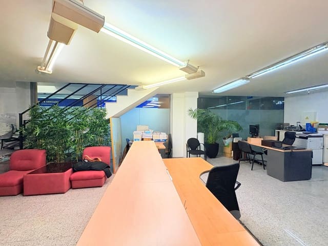 1 slaapkamer Kantoor te koop in Marbella Centro, Marbella - € 221.400 (Ref: 9683957)