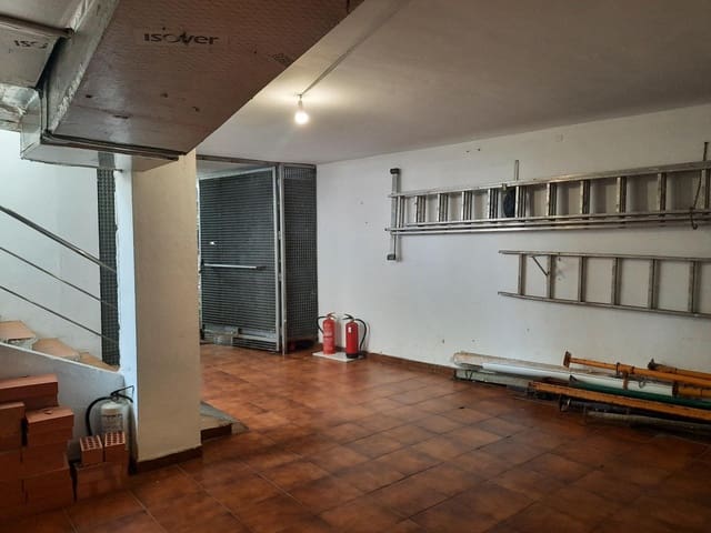 Kommersiell til salgs i San Pedro de Alcantara, Marbella - € 400 000 (Ref: 9691157)