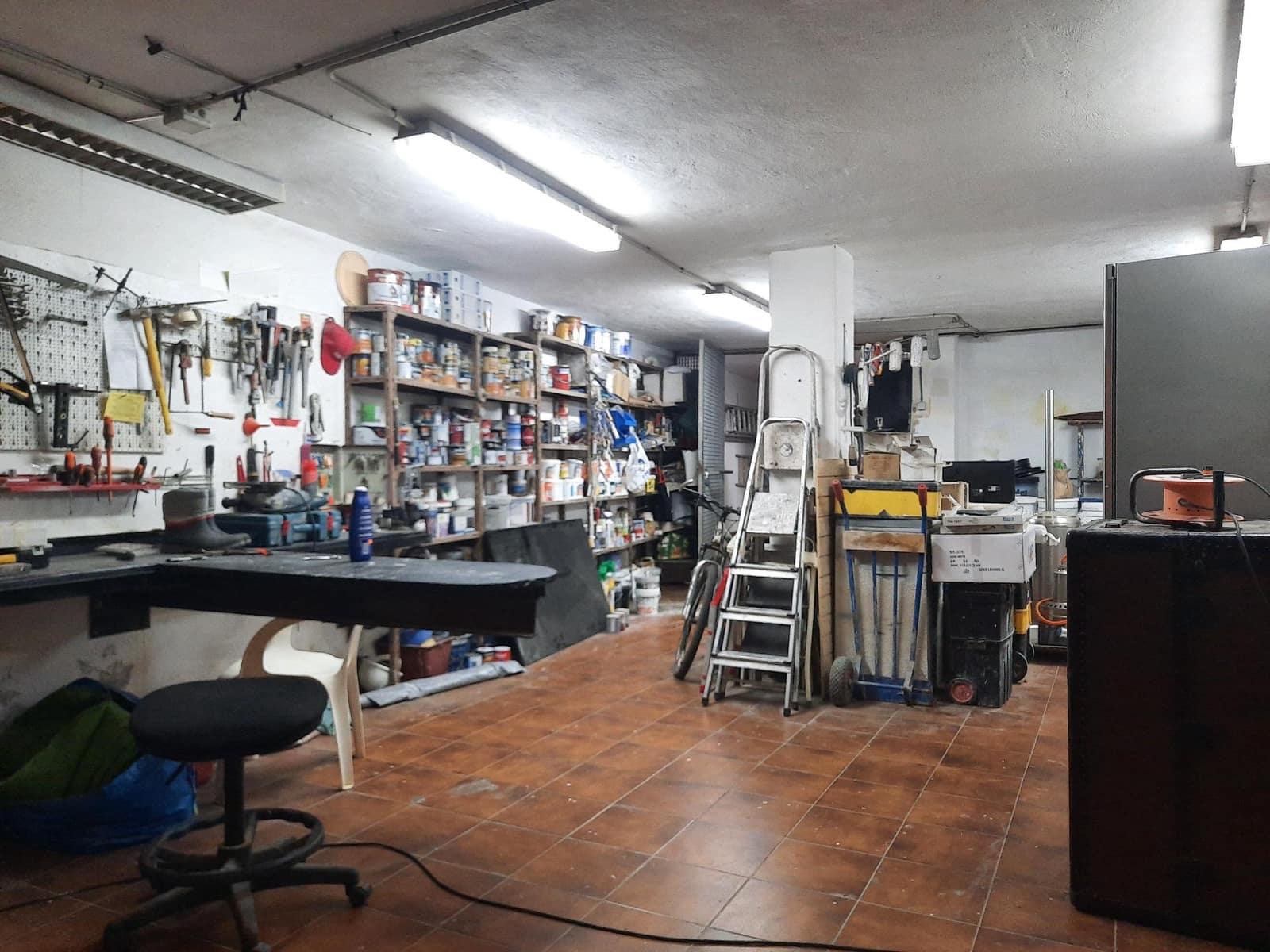 Kommersiell til salgs i San Pedro de Alcantara - € 400 000 (Ref: 9691157)