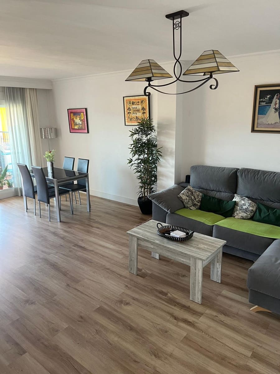 Ático de 4 habitaciones en San Pedro de Alcantara en venta con piscina garaje - 549.000 € (Ref: 9691159)