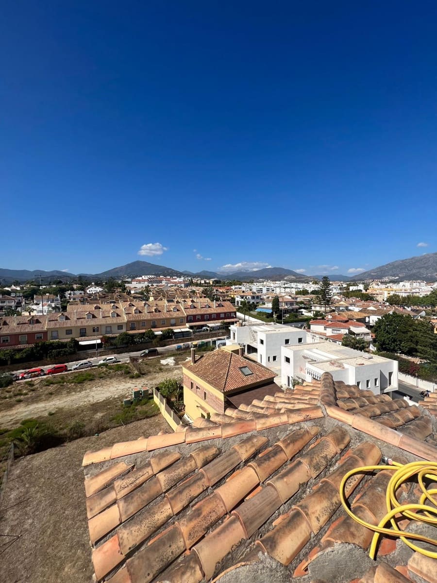 Ático de 4 habitaciones en San Pedro de Alcantara en venta con piscina garaje - 549.000 € (Ref: 9691159)