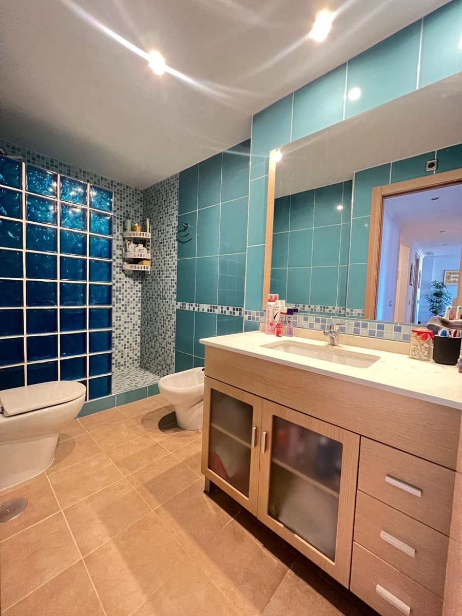 Ático de 4 habitaciones en San Pedro de Alcantara en venta con piscina garaje - 549.000 € (Ref: 9691159)