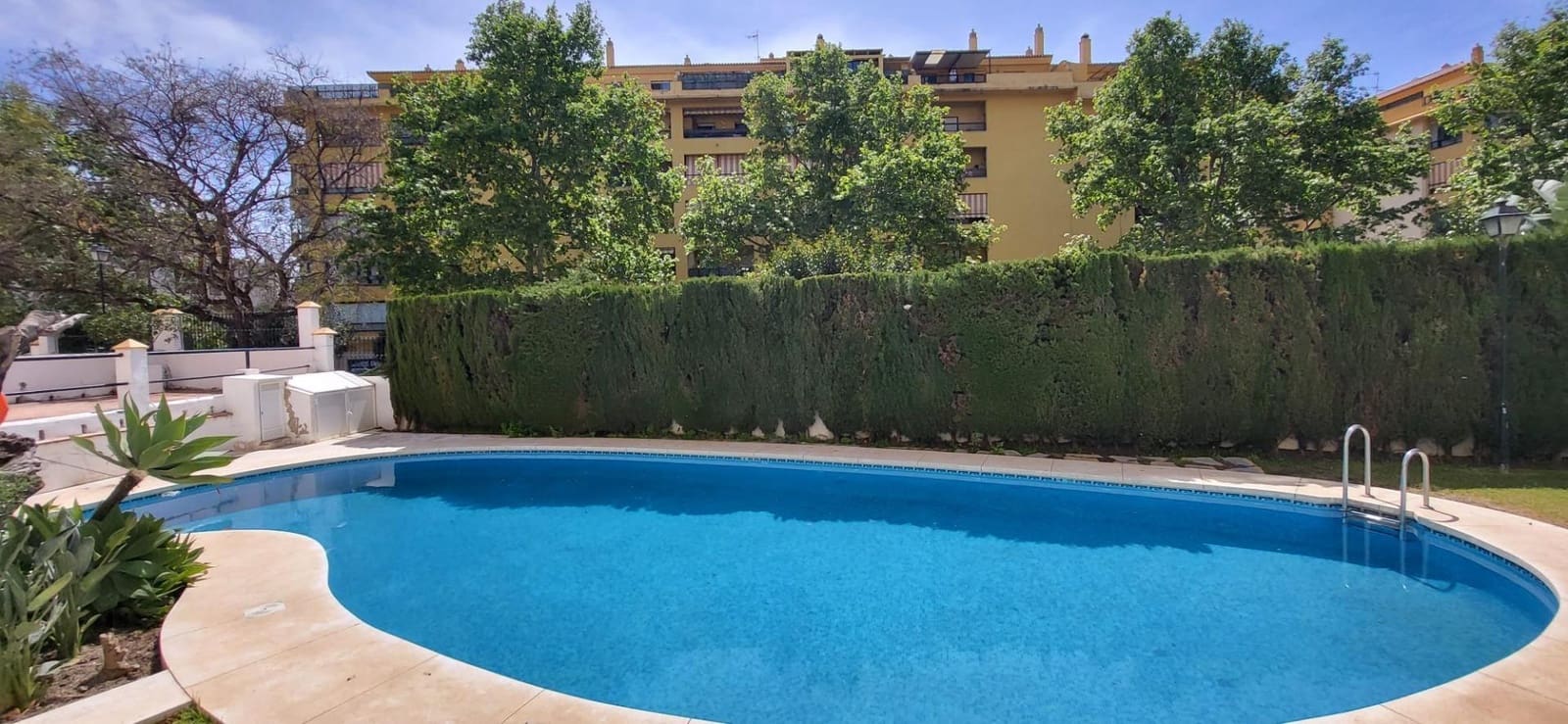4 bedroom Penthouse for sale in San Pedro de Alcantara with pool garage - € 524,900 (Ref: 9691159)
