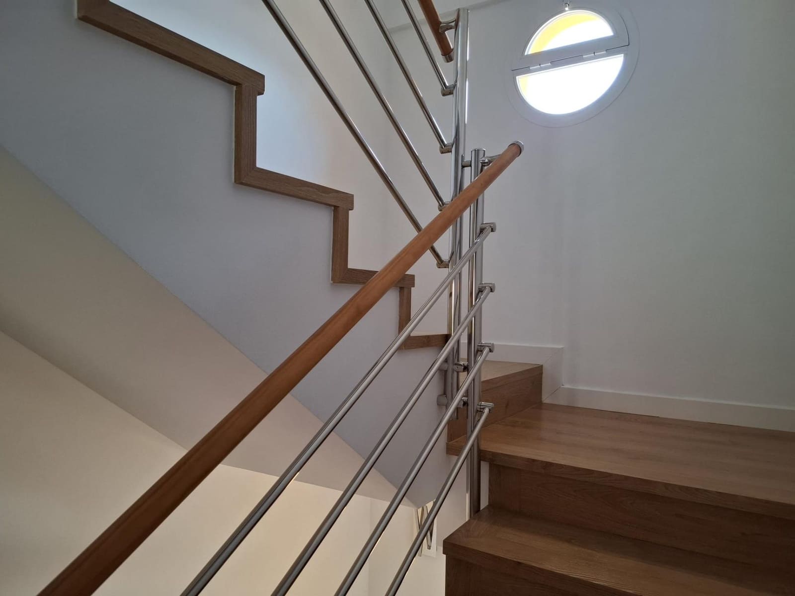 6 sypialnia Dom szeregowy na sprzedaż w Guadalmina z garażem - 885 000 € (Ref: 9691161)