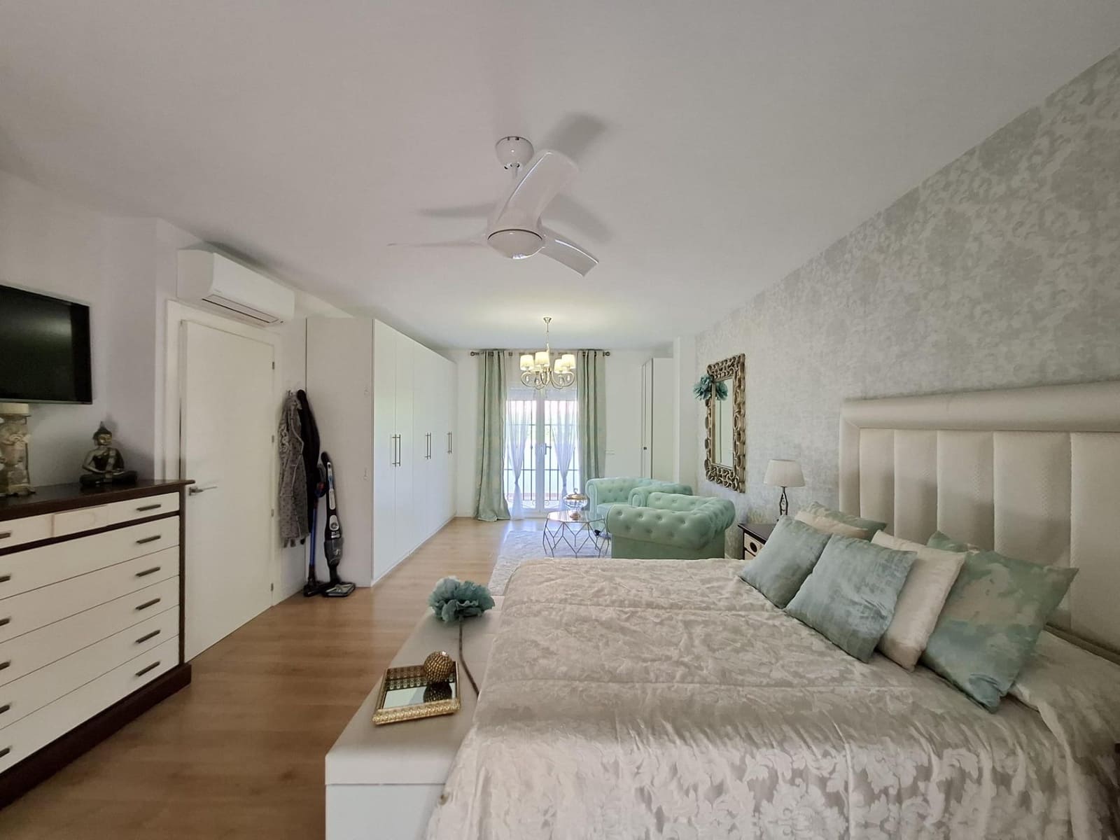 6 sypialnia Dom szeregowy na sprzedaż w Guadalmina z garażem - 885 000 € (Ref: 9691161)