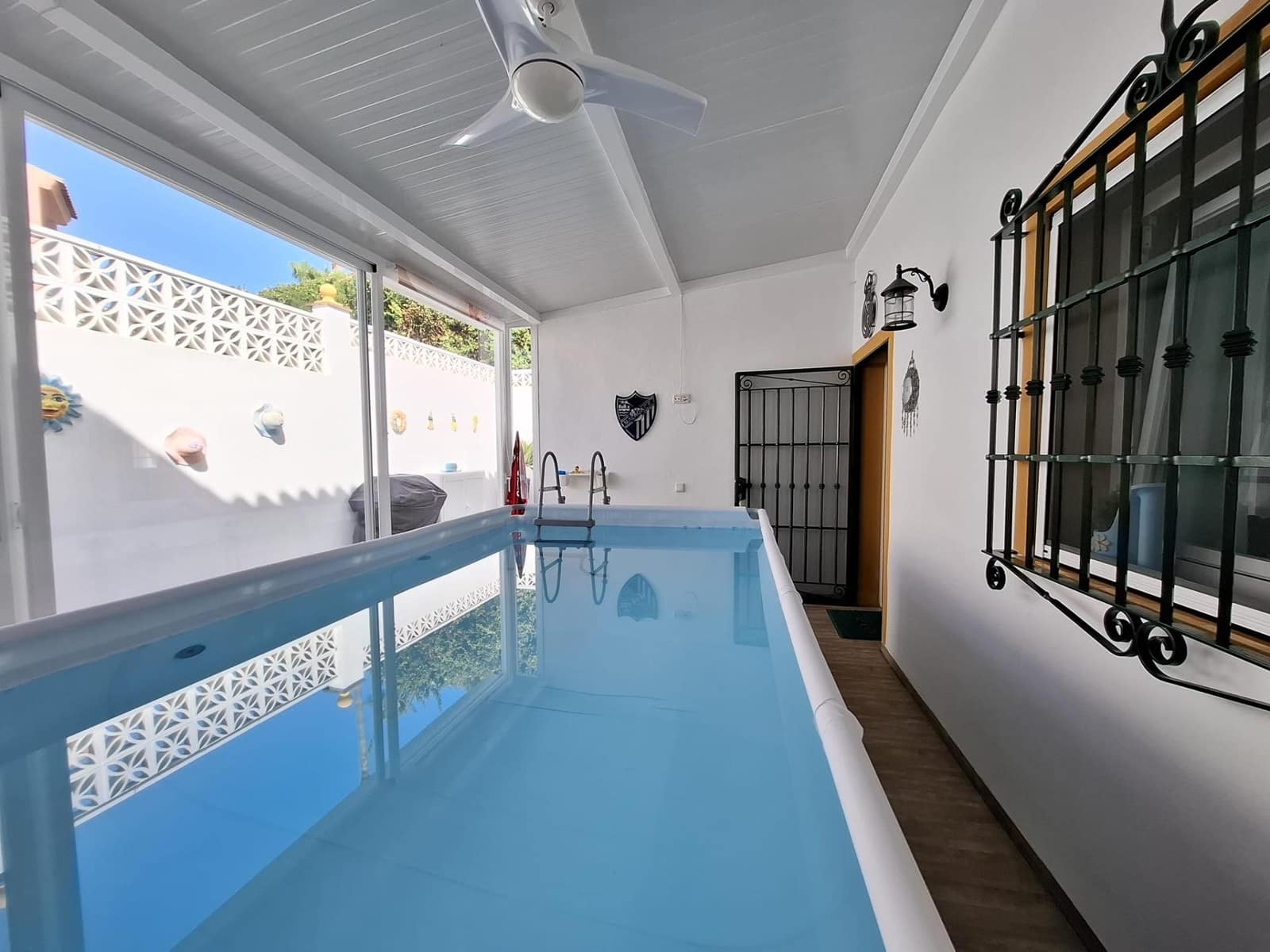 6 sypialnia Dom szeregowy na sprzedaż w Guadalmina z garażem - 885 000 € (Ref: 9691161)