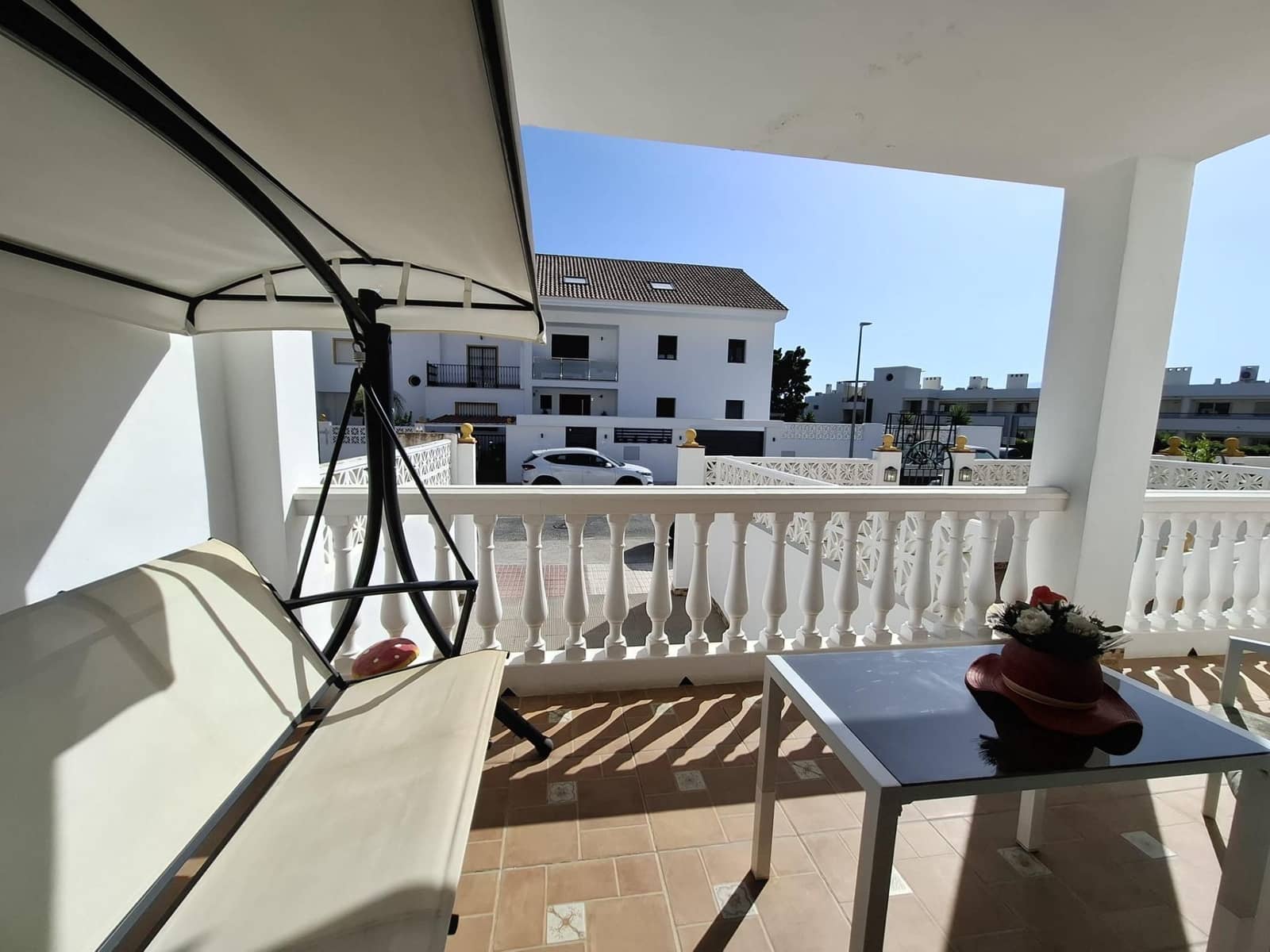 6 sypialnia Dom szeregowy na sprzedaż w Guadalmina z garażem - 885 000 € (Ref: 9691161)