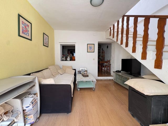 2 sovrum Hus till salu i San Pedro de Alcantara, Marbella - 255 000 € (Ref: 9691162)