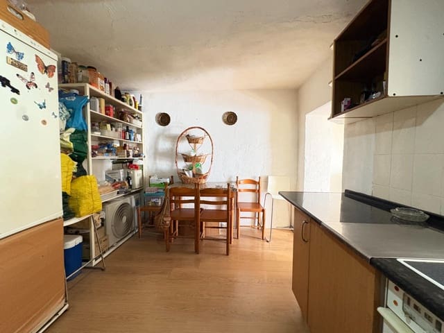 2 sovrum Hus till salu i San Pedro de Alcantara, Marbella - 255 000 € (Ref: 9691162)