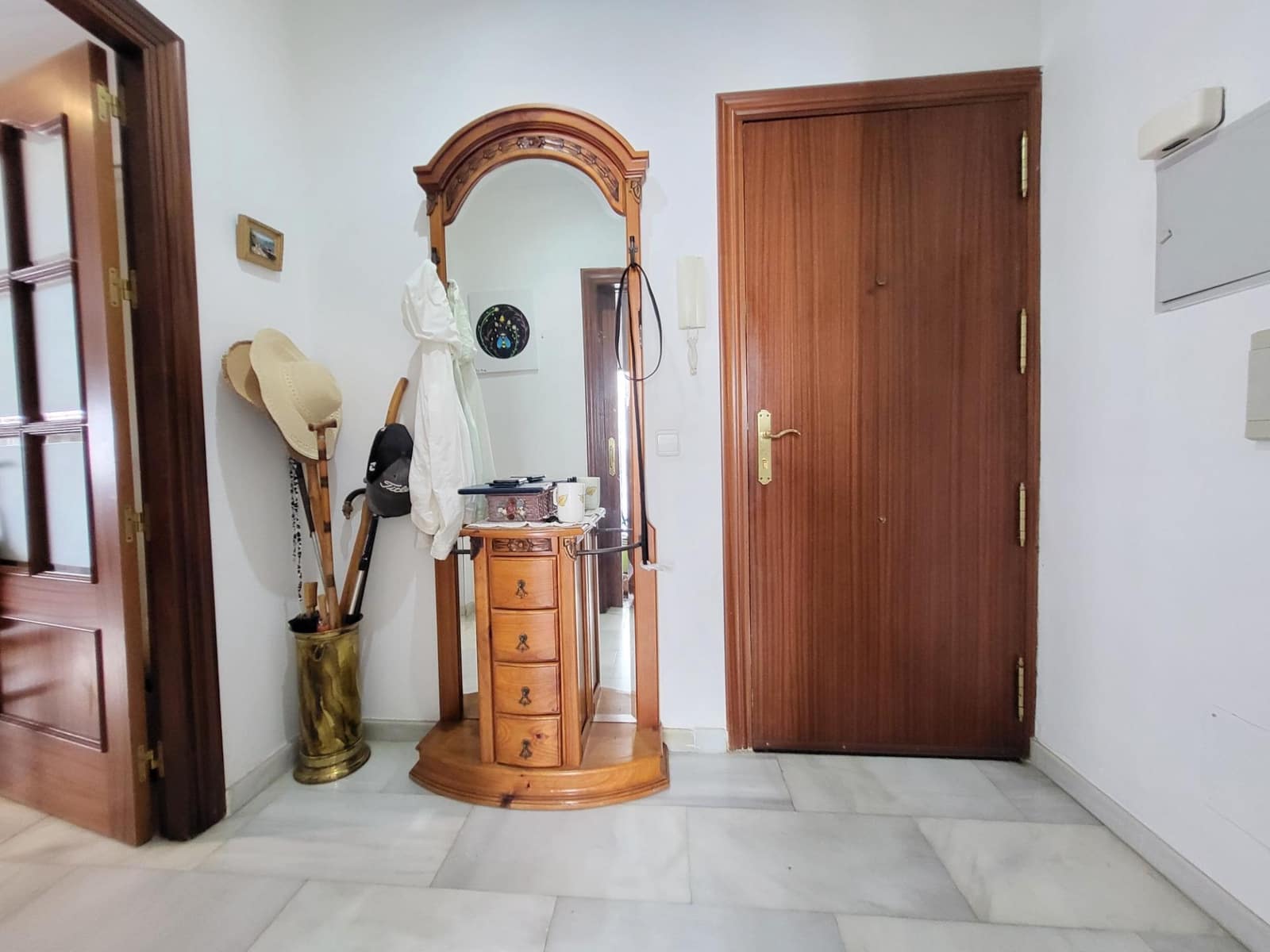 3 bedroom Apartment for sale in San Pedro de Alcantara - € 299,000 (Ref: 9691166)