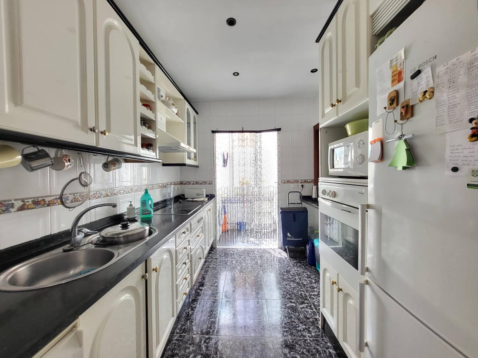 3 bedroom Apartment for sale in San Pedro de Alcantara - € 299,000 (Ref: 9691166)