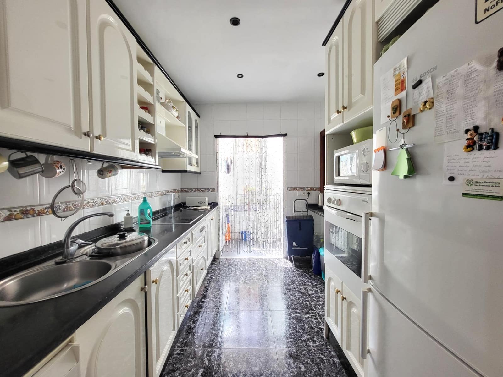 3 bedroom Apartment for sale in San Pedro de Alcantara - € 299,000 (Ref: 9691166)