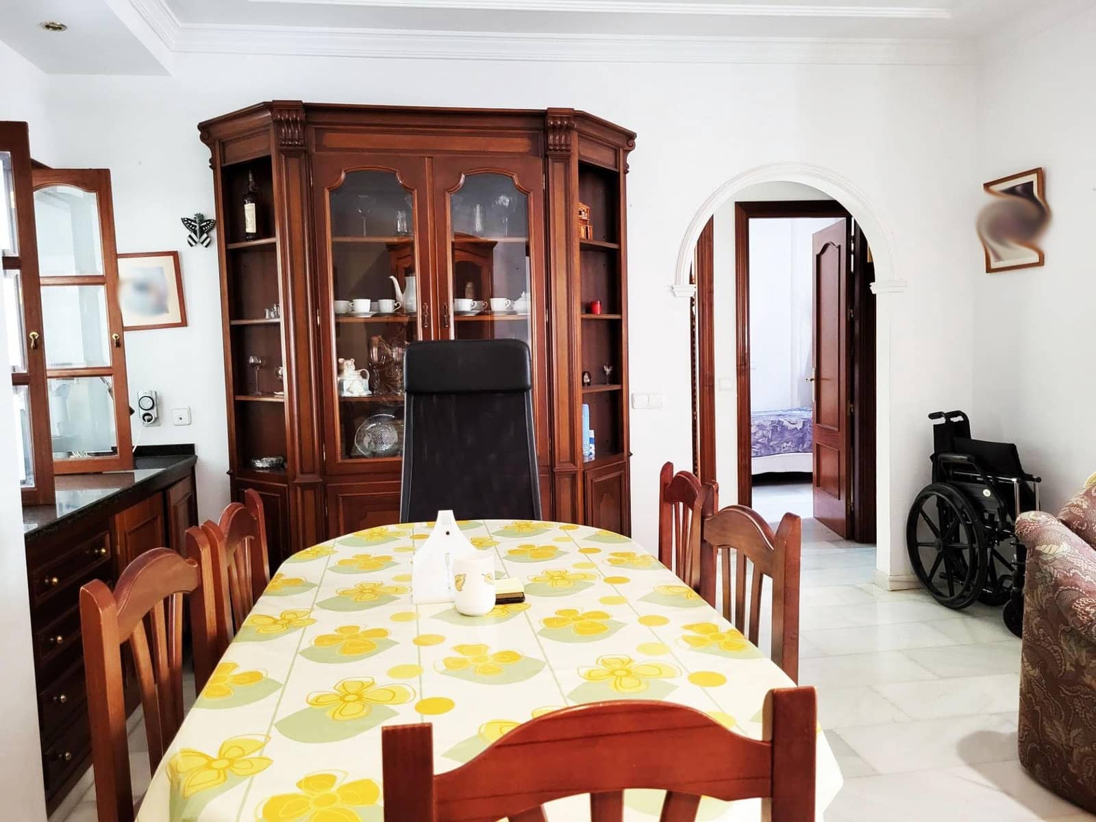 3 bedroom Apartment for sale in San Pedro de Alcantara - € 299,000 (Ref: 9691166)