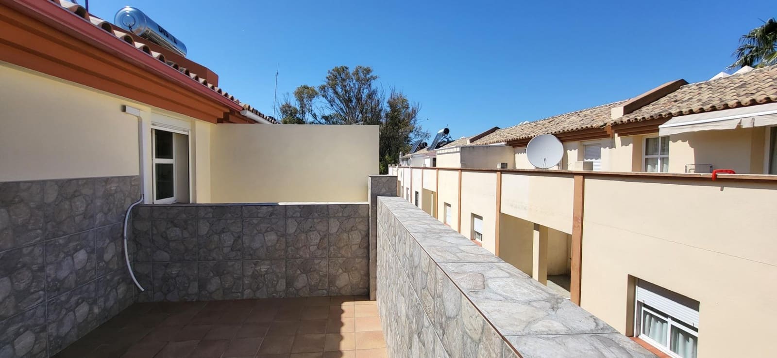 4 bedroom Terraced Villa for sale in Cancelada with garage - € 545,000 (Ref: 9730385)