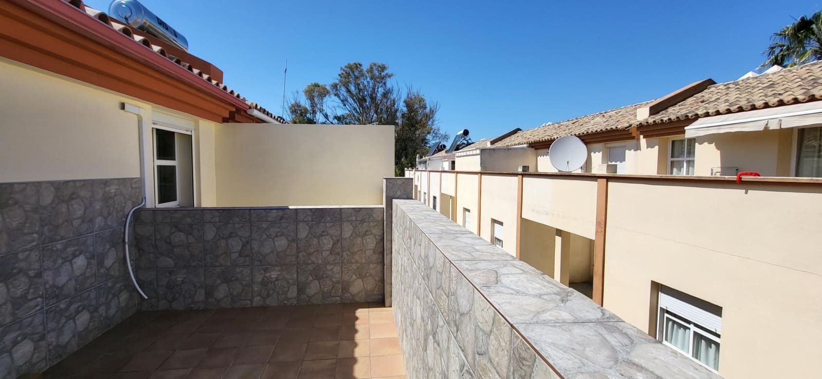 4 bedroom Terraced Villa for sale in Cancelada with garage - € 545,000 (Ref: 9730385)