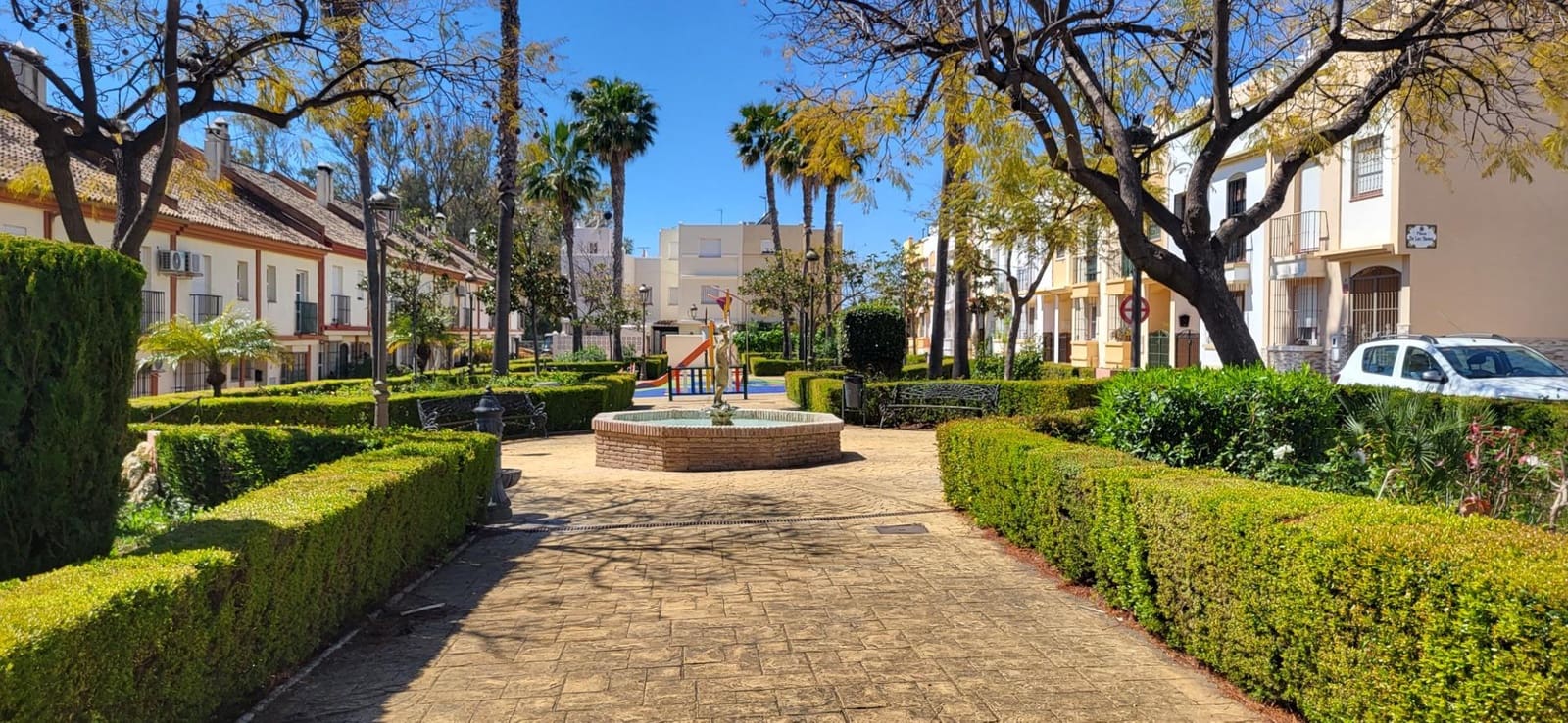 4 bedroom Terraced Villa for sale in Cancelada with garage - € 545,000 (Ref: 9730385)