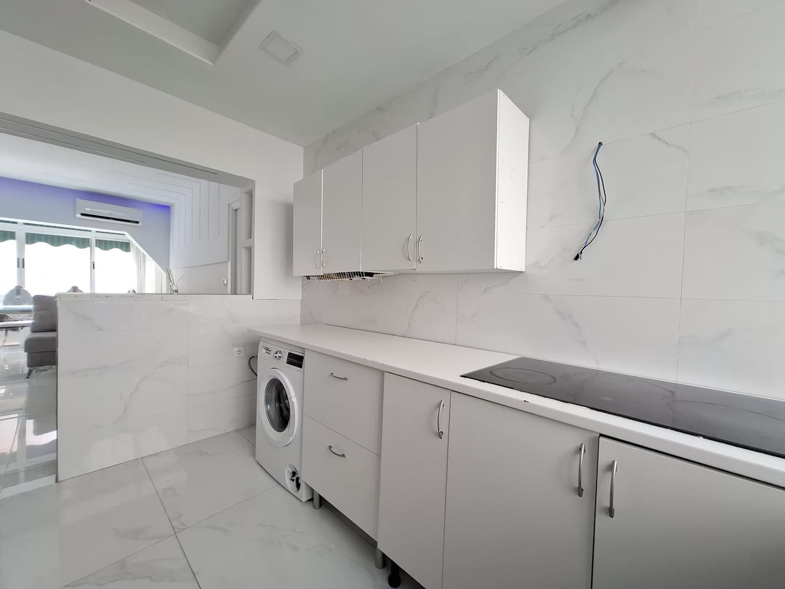 3 bedroom Flat for sale in San Pedro de Alcantara with pool - € 320,000 (Ref: 9730386)