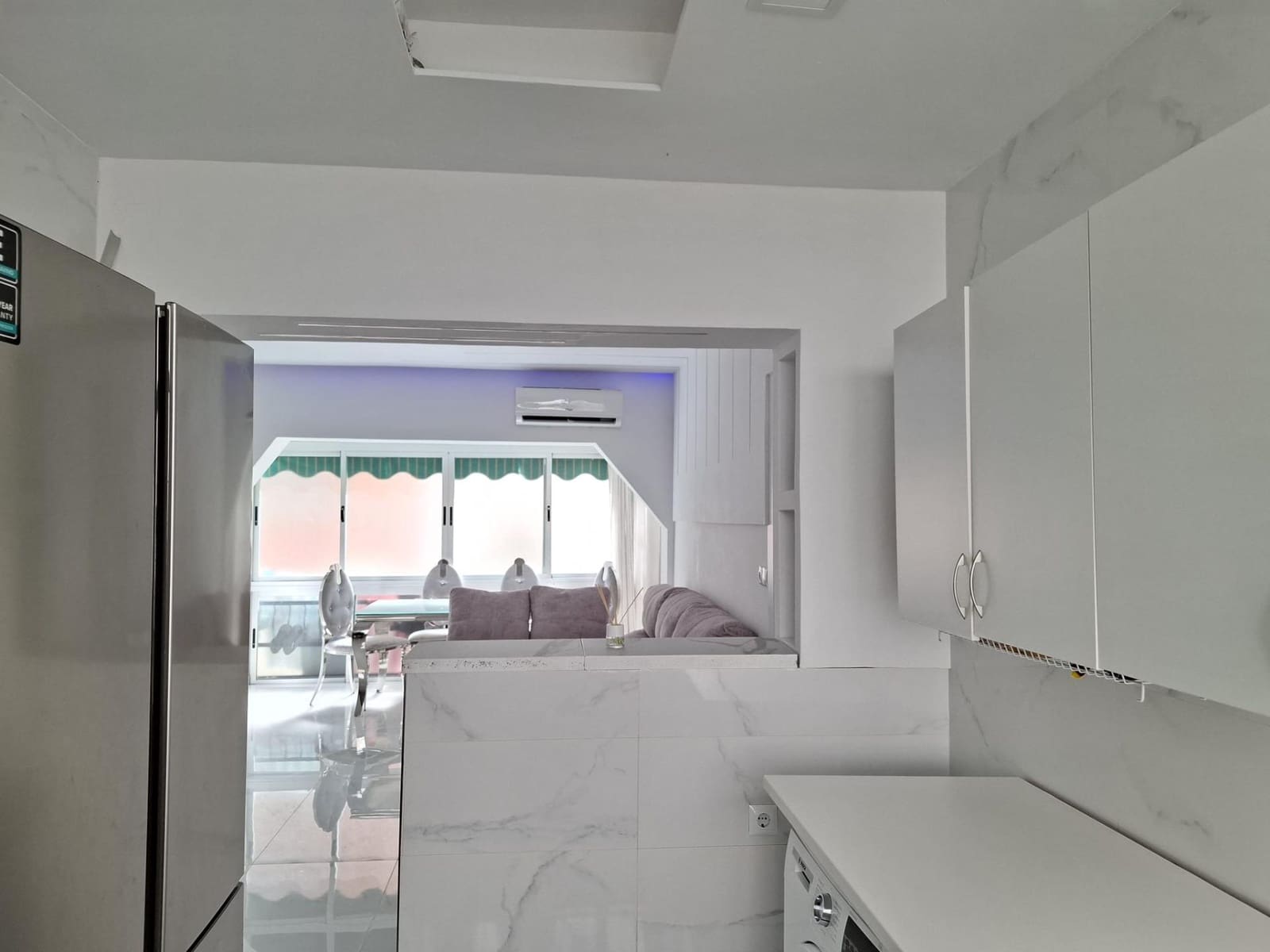 3 bedroom Flat for sale in San Pedro de Alcantara with pool - € 320,000 (Ref: 9730386)