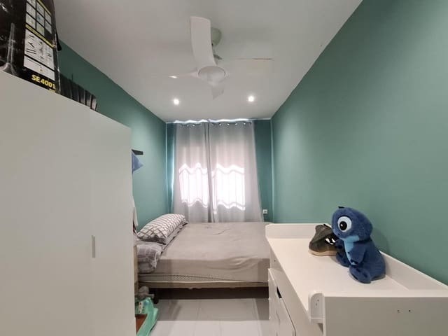 3 quarto Apartamento para venda em San Pedro de Alcantara, Marbella com piscina - 320 000 € (Ref: 9730386)
