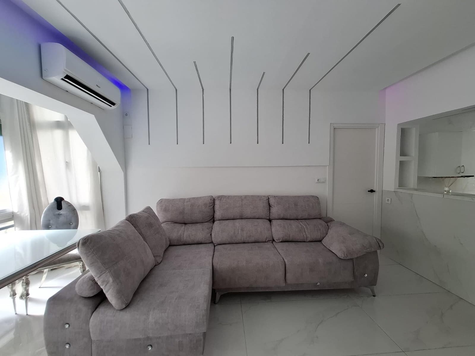 3 bedroom Flat for sale in San Pedro de Alcantara with pool - € 320,000 (Ref: 9730386)