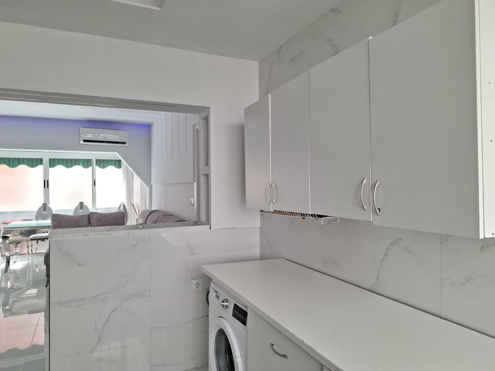 3 bedroom Flat for sale in San Pedro de Alcantara with pool - € 320,000 (Ref: 9730386)