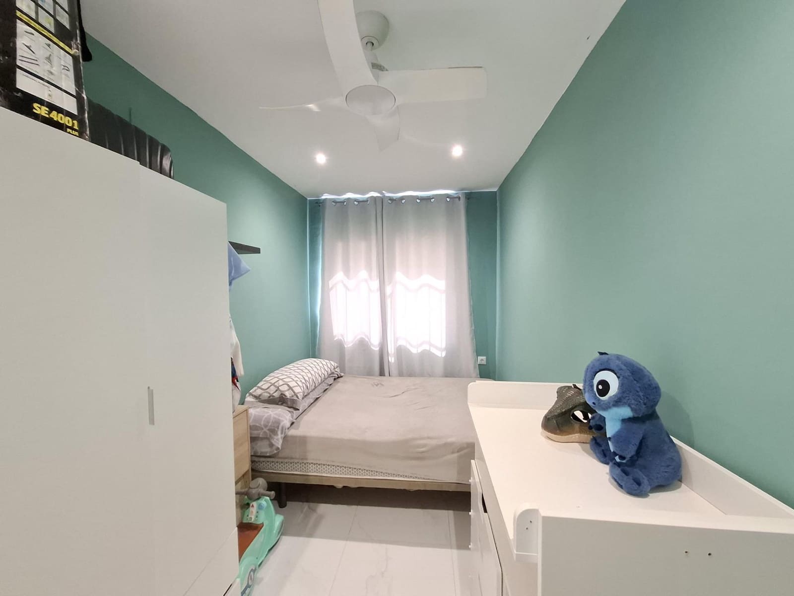 3 bedroom Flat for sale in San Pedro de Alcantara with pool - € 320,000 (Ref: 9730386)