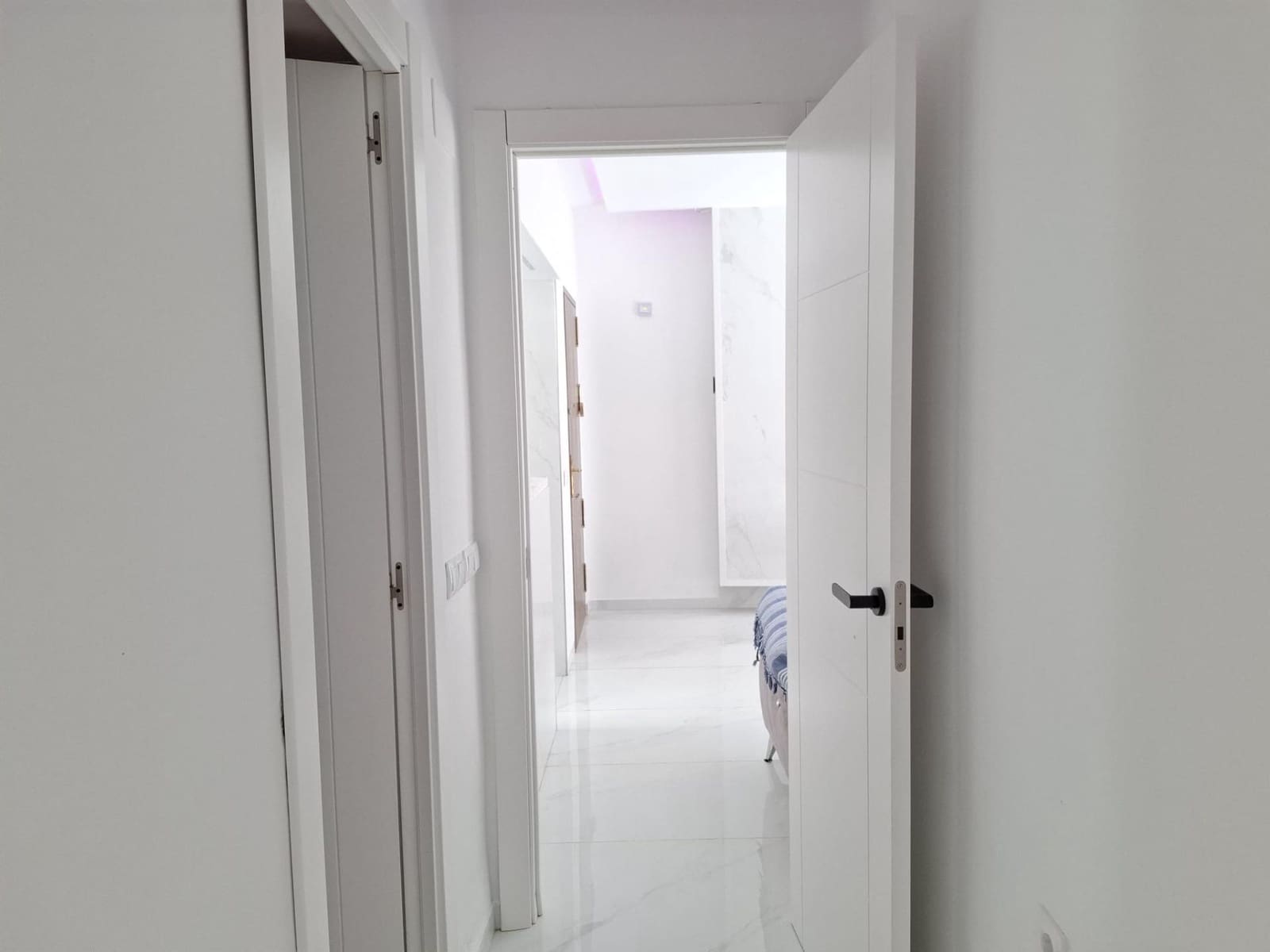 3 bedroom Flat for sale in San Pedro de Alcantara with pool - € 320,000 (Ref: 9730386)