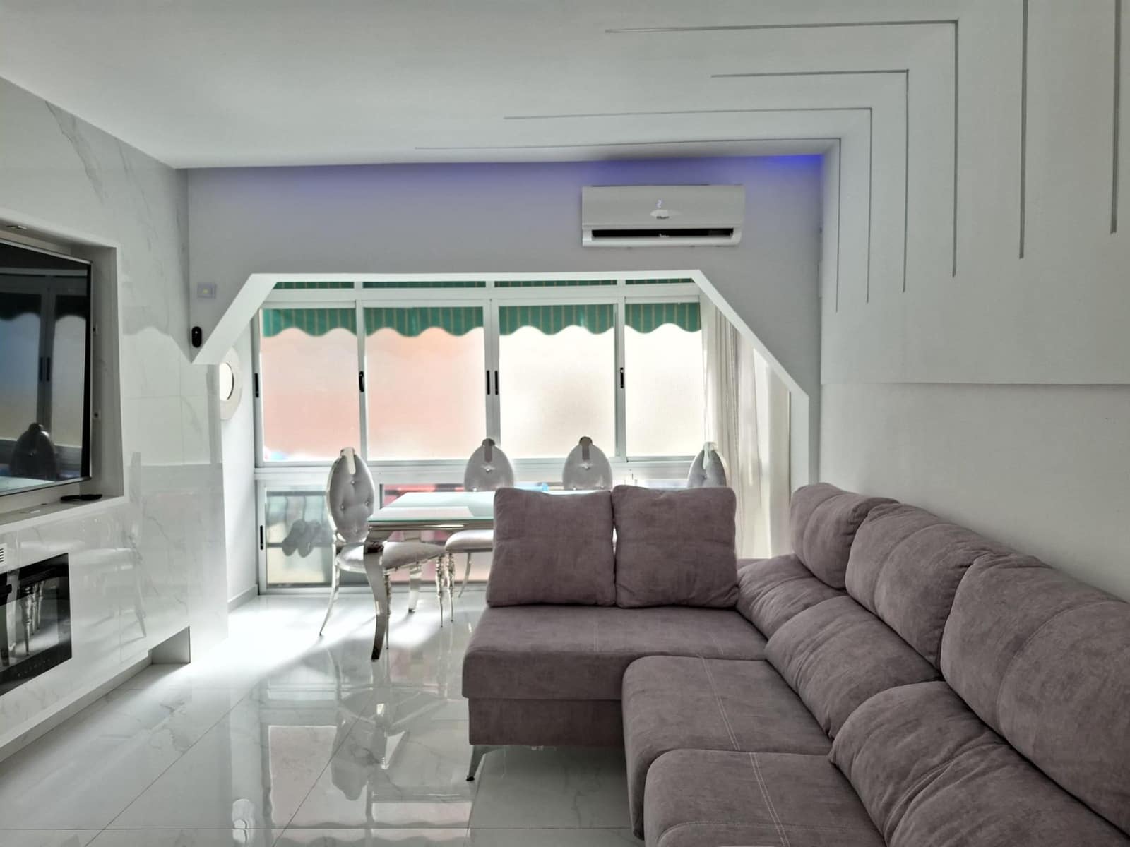 3 bedroom Flat for sale in San Pedro de Alcantara with pool - € 320,000 (Ref: 9730386)