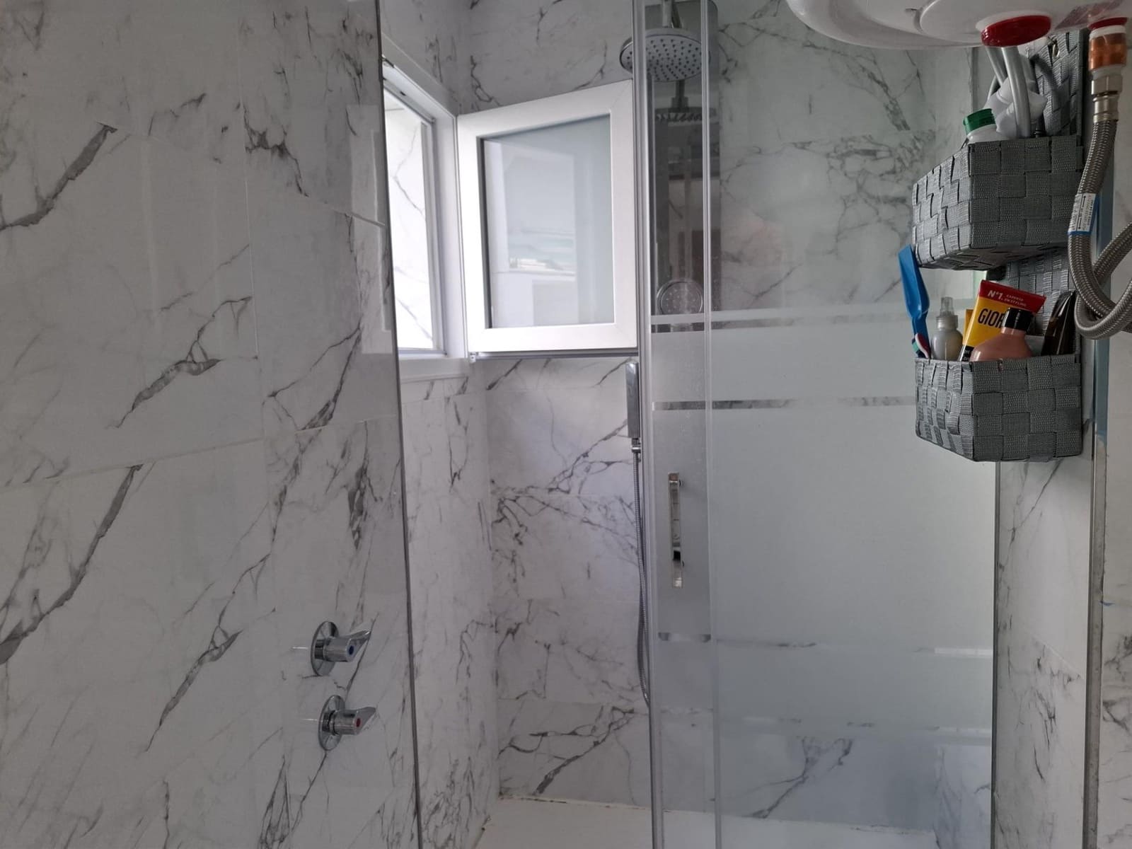 3 bedroom Flat for sale in San Pedro de Alcantara with pool - € 320,000 (Ref: 9730386)