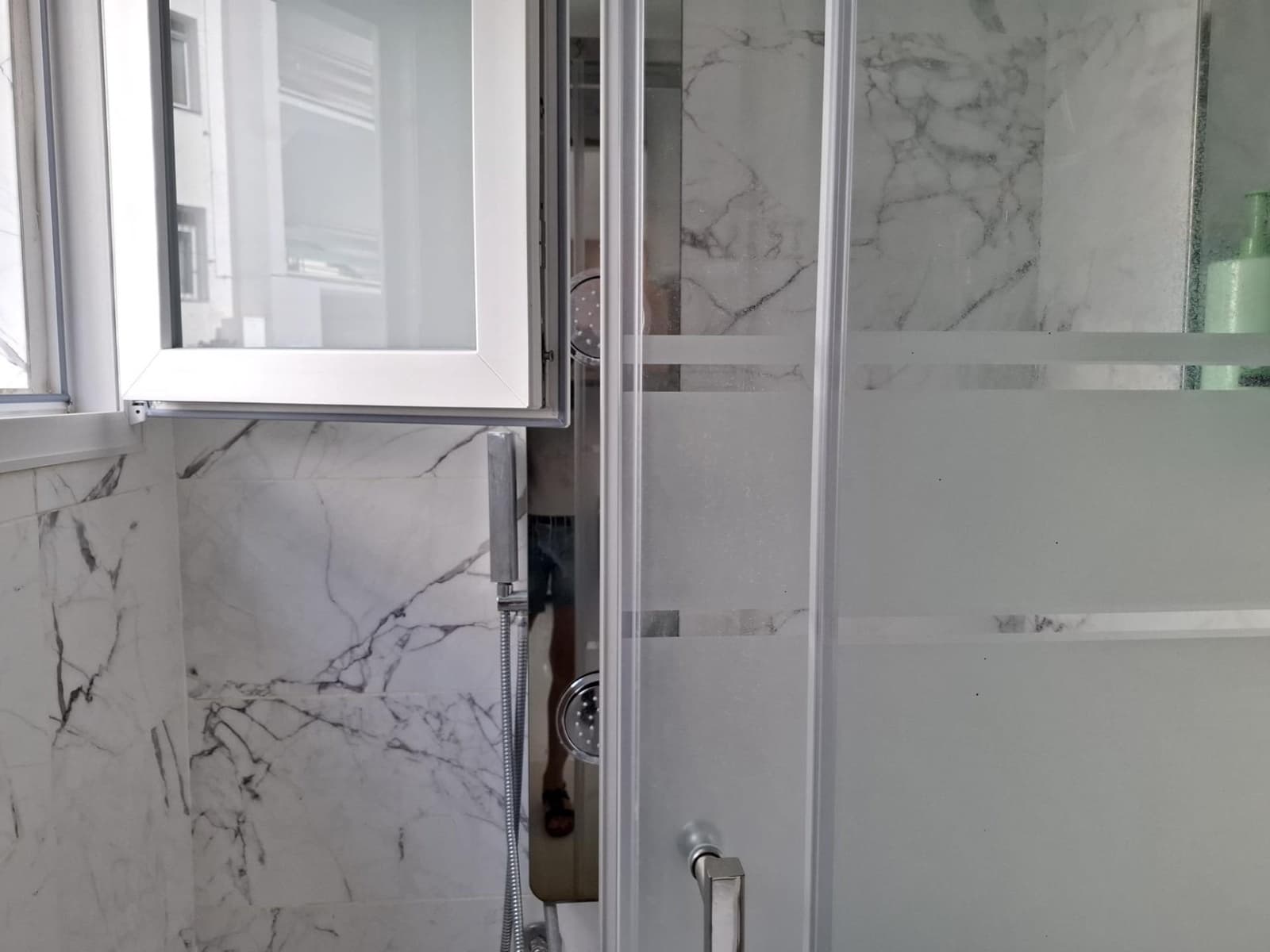 3 bedroom Flat for sale in San Pedro de Alcantara with pool - € 320,000 (Ref: 9730386)