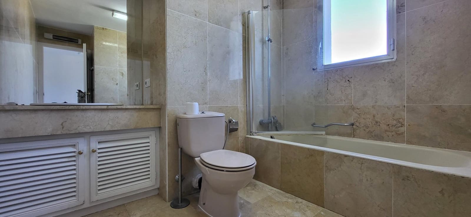 2 camera da letto Appartamento da affittare in Guadalmina con garage - 1.600 € (Rif: 9752299)