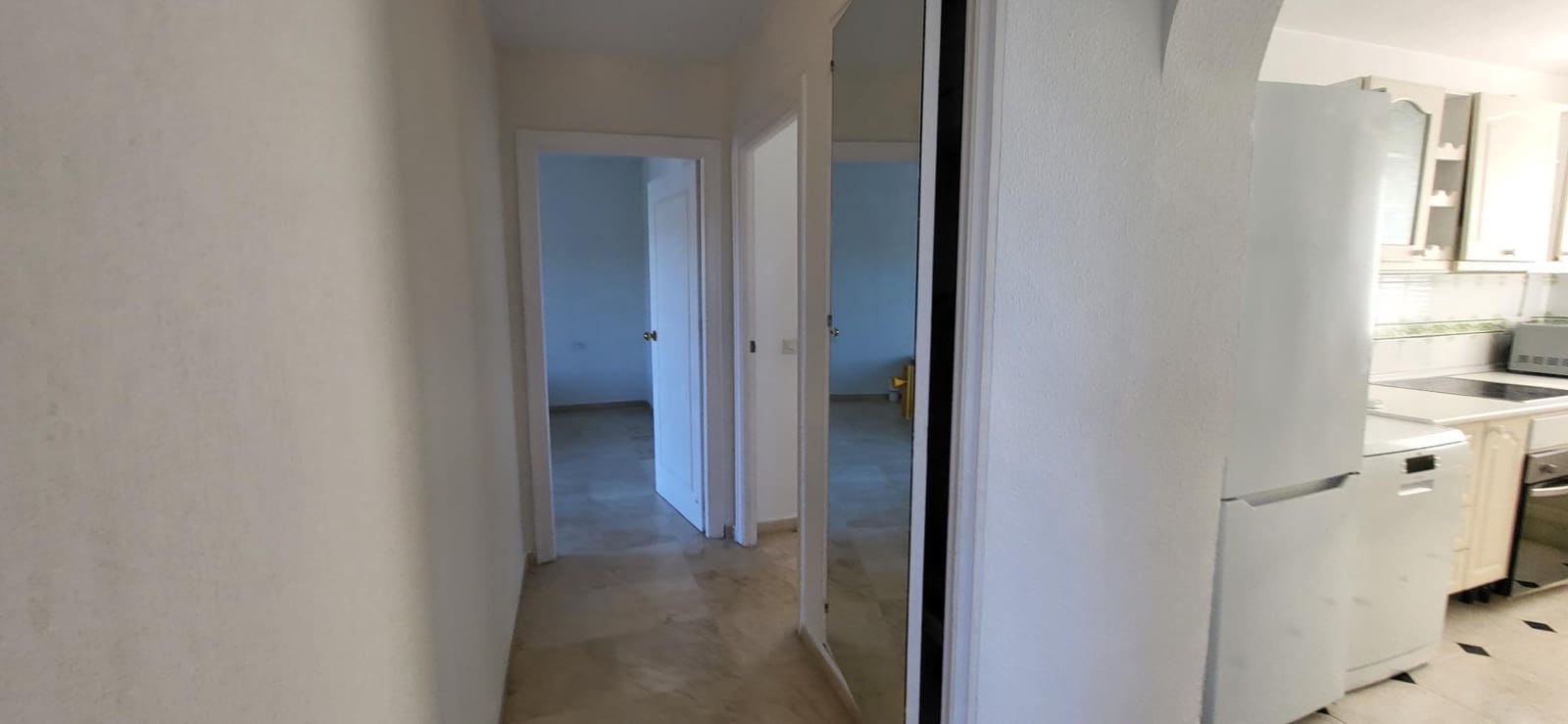 2 camera da letto Appartamento da affittare in Guadalmina con garage - 1.600 € (Rif: 9752299)