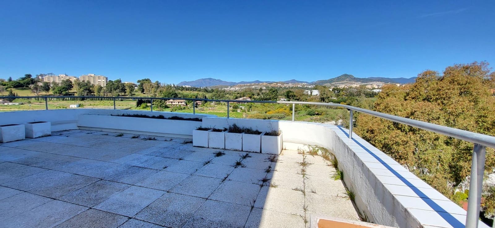 2 camera da letto Appartamento da affittare in Guadalmina con garage - 1.600 € (Rif: 9752299)