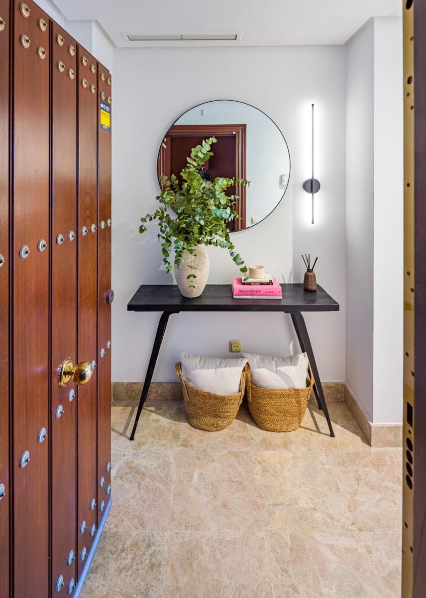 4 bedroom Apartment for sale in Marbella with pool garage - € 820,000 (Ref: 9765163)