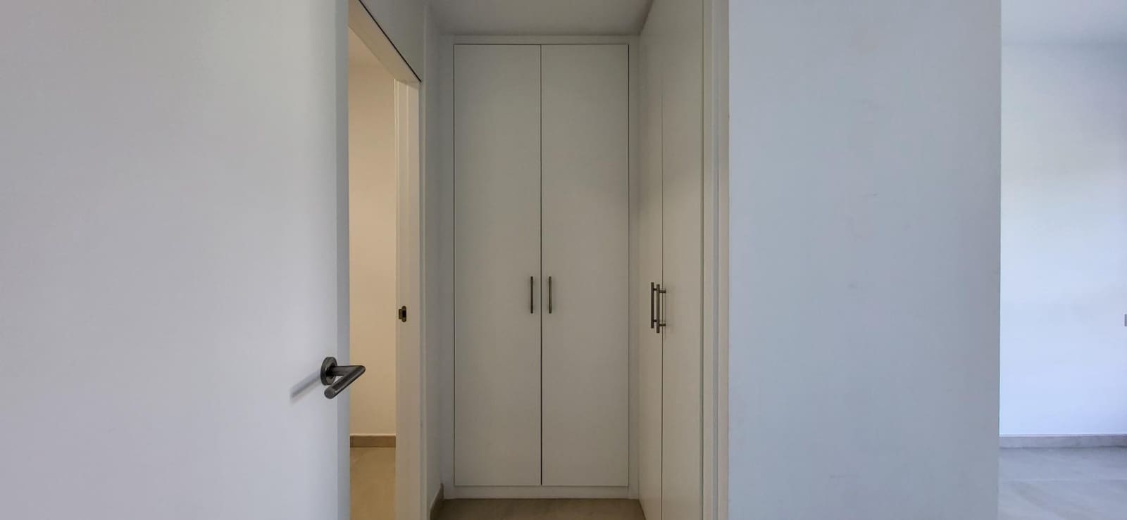 Apartamento de 2 habitaciones en San Pedro de Alcantara en venta con piscina garaje - 440.000 € (Ref: 9773354)