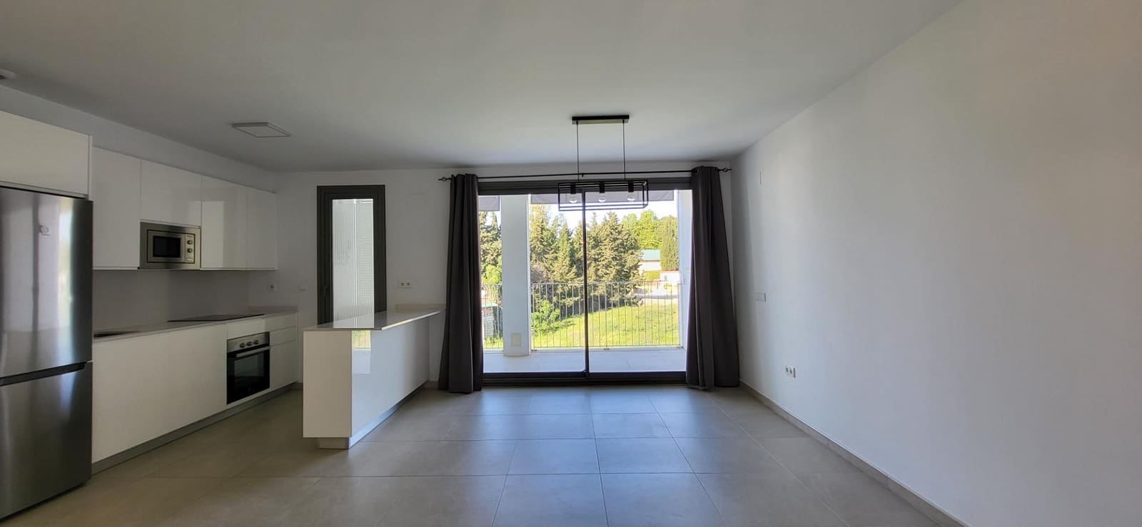 Apartamento de 2 habitaciones en San Pedro de Alcantara en venta con piscina garaje - 440.000 € (Ref: 9773354)