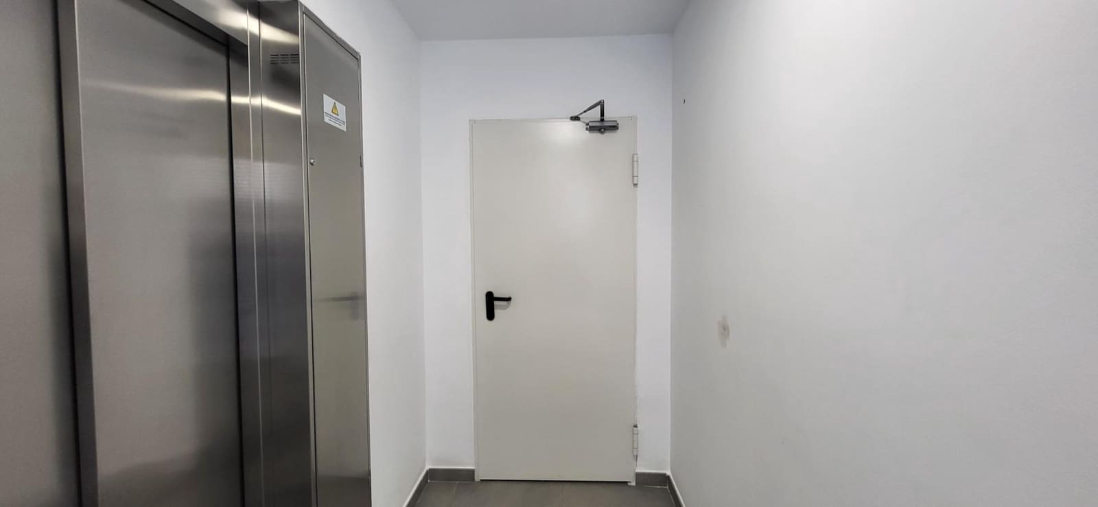 Apartamento de 2 habitaciones en San Pedro de Alcantara en venta con piscina garaje - 440.000 € (Ref: 9773354)