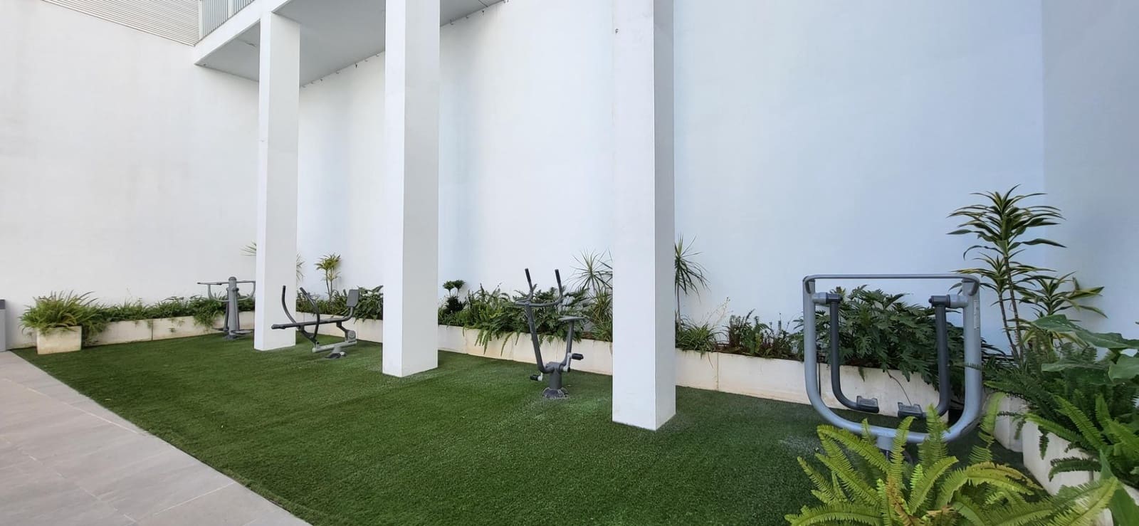 Apartamento de 2 habitaciones en San Pedro de Alcantara en venta con piscina garaje - 440.000 € (Ref: 9773354)