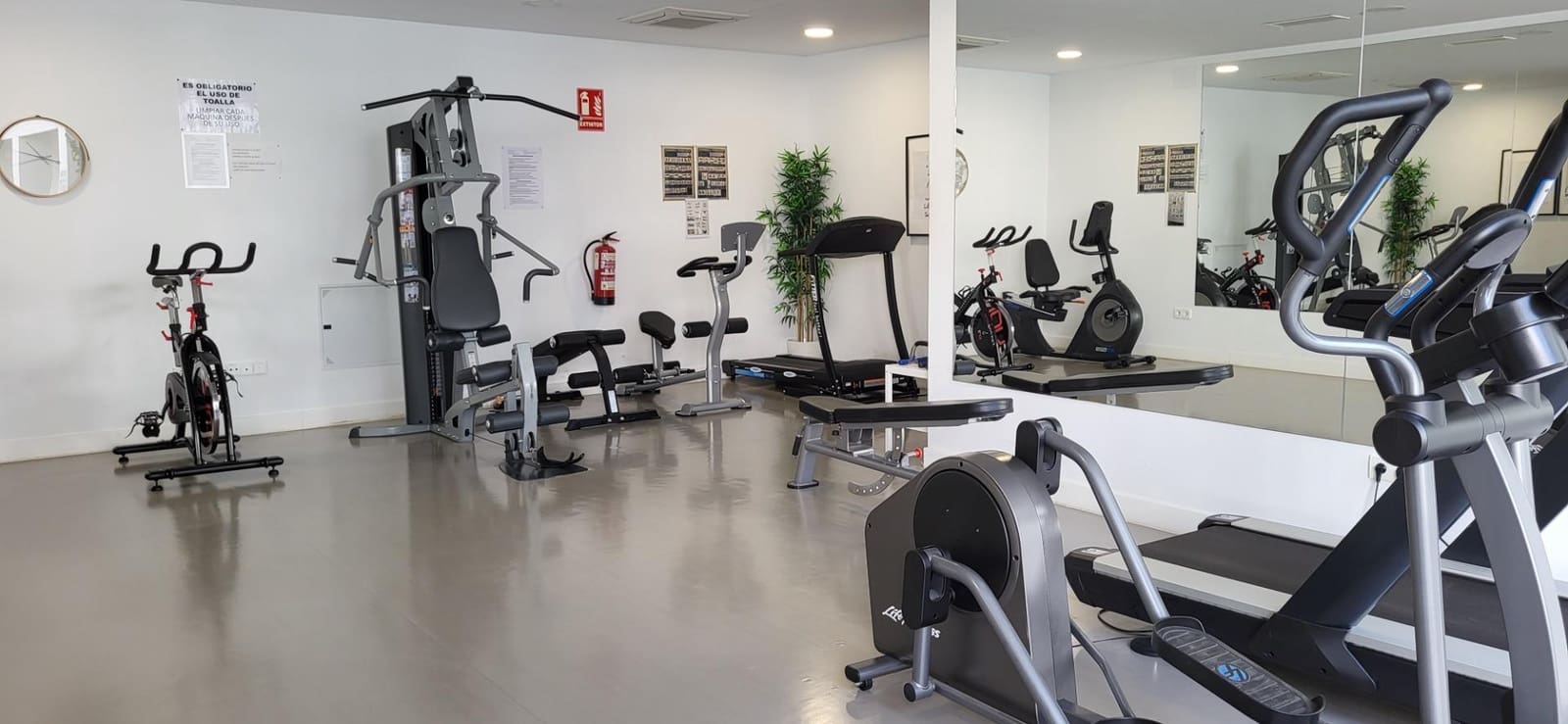 Apartamento de 2 habitaciones en San Pedro de Alcantara en venta con piscina garaje - 440.000 € (Ref: 9773354)