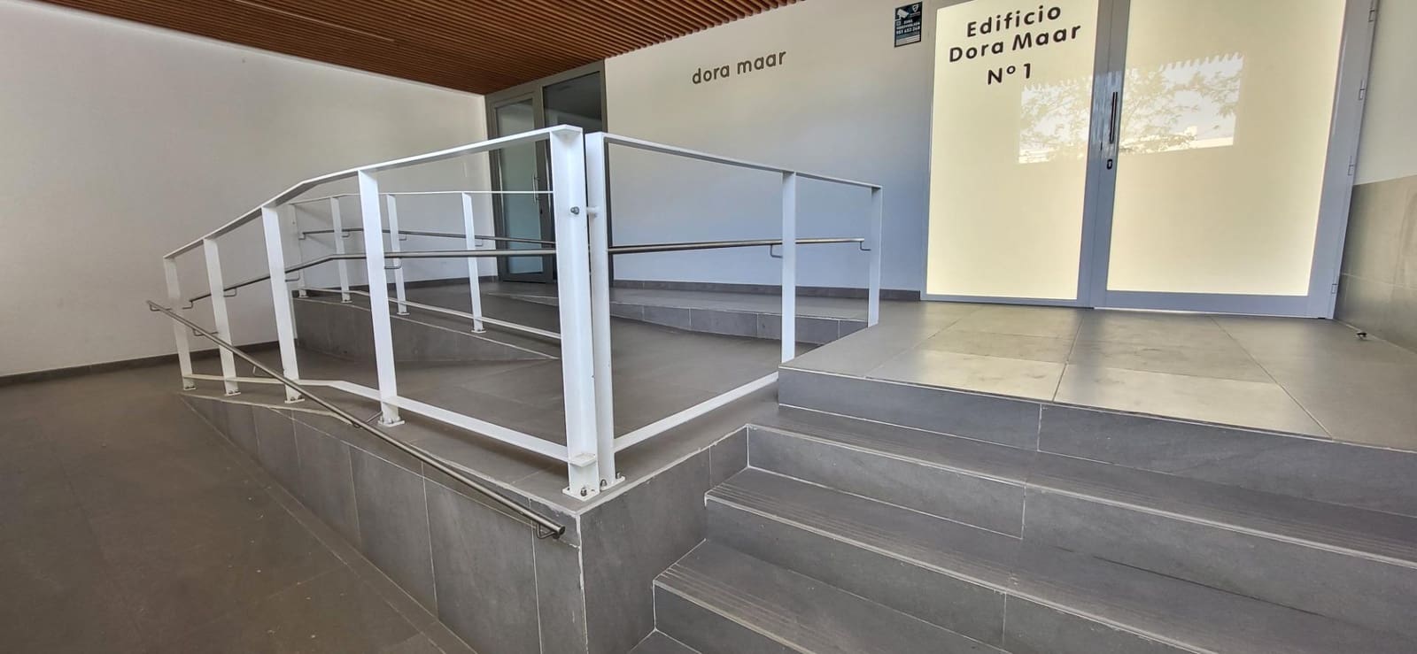 Apartamento de 2 habitaciones en San Pedro de Alcantara en venta con piscina garaje - 440.000 € (Ref: 9773354)