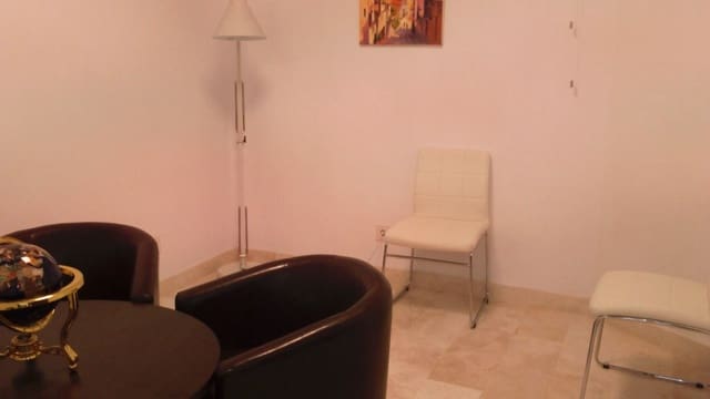 Erhverv til leje i San Pedro de Alcantara, Marbella - € 900 (Ref: 9778380)