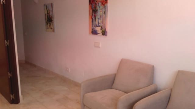 Erhverv til leje i San Pedro de Alcantara, Marbella - € 900 (Ref: 9778380)