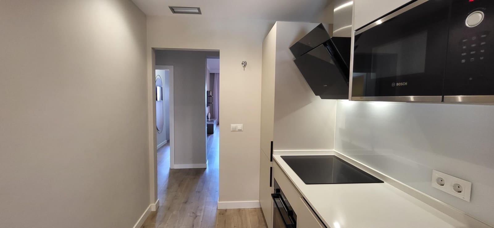 2 sypialnia Apartament na sprzedaż w Serranillos del Valle z basenem garażem - 259 000 € (Ref: 9778381)