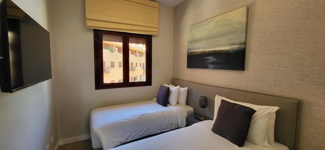 2 quarto Apartamento para venda em Serranillos del Valle com piscina garagem - 259 000 € (Ref: 9778381)