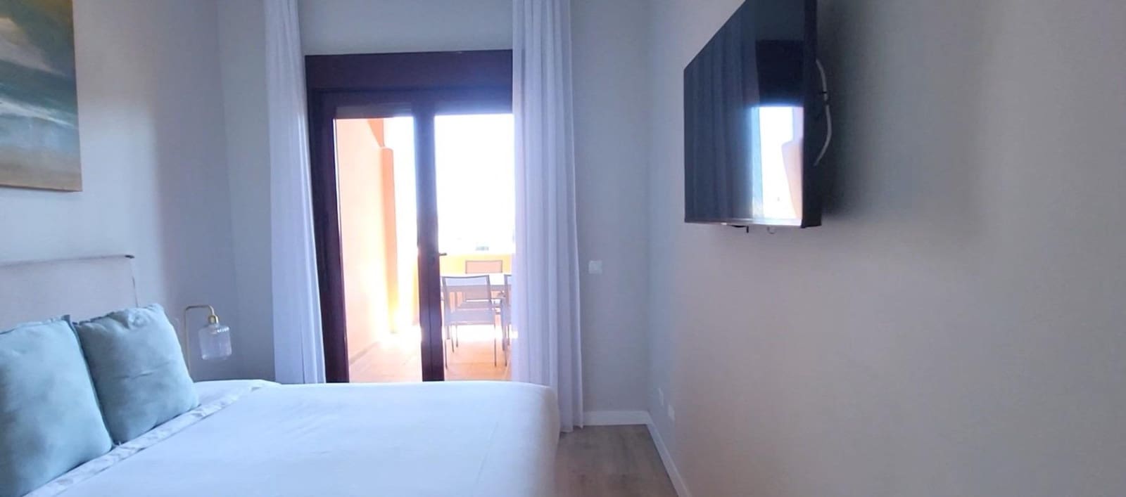 2 sypialnia Apartament na sprzedaż w Serranillos del Valle z basenem garażem - 259 000 € (Ref: 9778381)